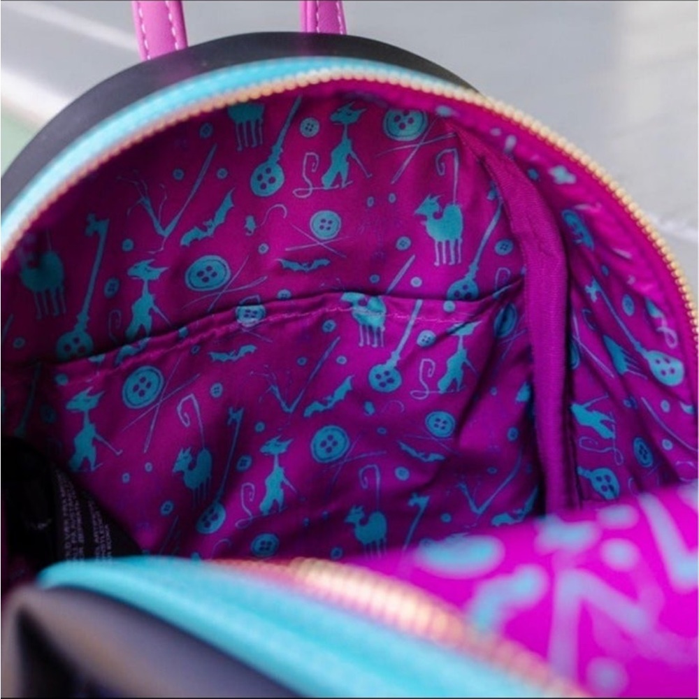 Loungefly Laika Coraline GITD Pink Palace House Mini Backpack and Wallet Set - Picture 15 of 16